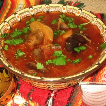 Borsch de carême aux champignons: recettes