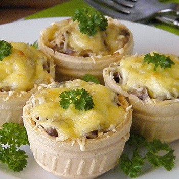 Julienne de champignons: recettes pour micro-ondes et mijoteuse