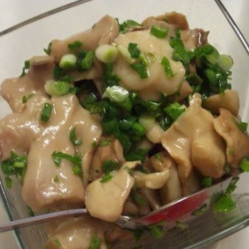 Recettes de cornichons épicés au beurre de champignons