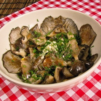 Huîtres à l'ail: recettes de plats frits et marinés