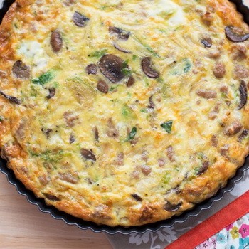 Tartes ouvertes à la levure et aux champignons feuilletés