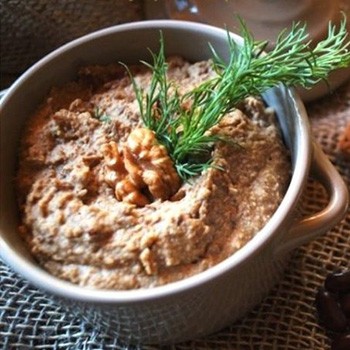 Pâte de champignons de champignons: recettes de cuisine