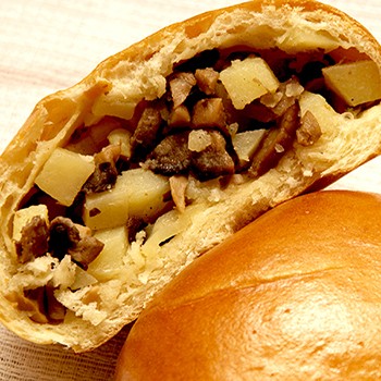 Comment faire cuire des tartes aux champignons et pommes de terre (recettes avec des photos)