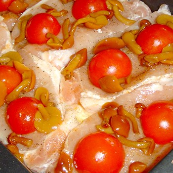 Champignons au miel et à la tomate: recettes de préparations hivernales