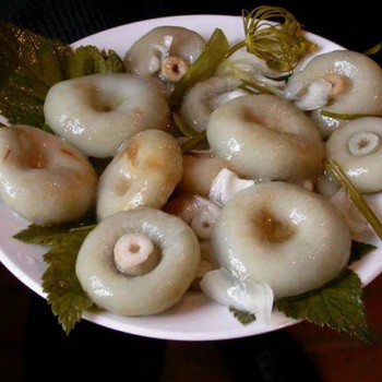 Pourquoi les seins deviennent noirs et comment y remédier?