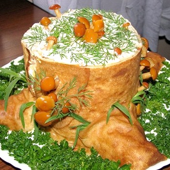 Salades populaires aux champignons marinés