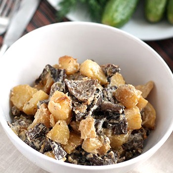 Champignons au miel à la crème sure: recettes