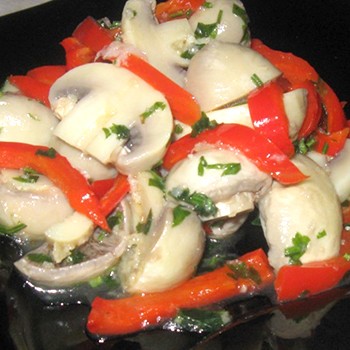 Champignons au poivron: recettes pour l’hiver et pour tous les jours