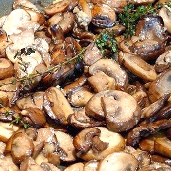 Plats de champignon braisés